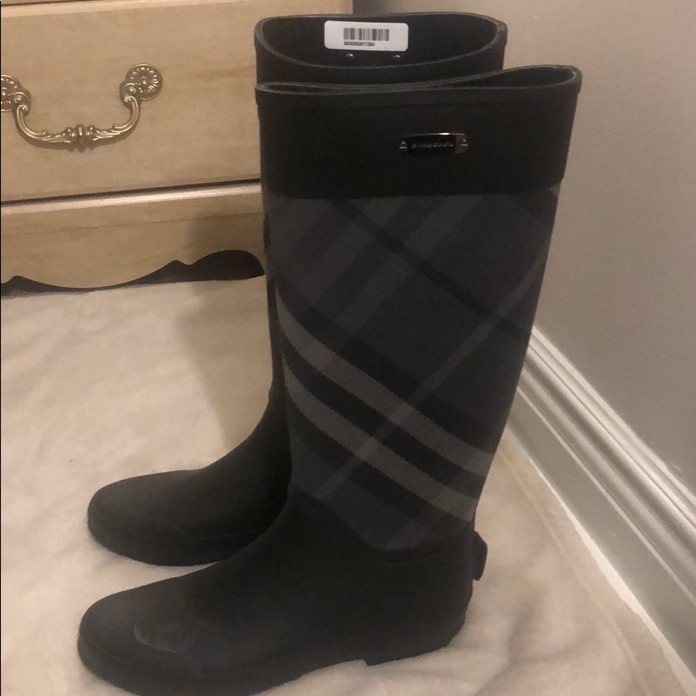 Burberry Rainboots